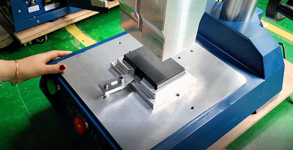 电源外壳超声波焊接样品