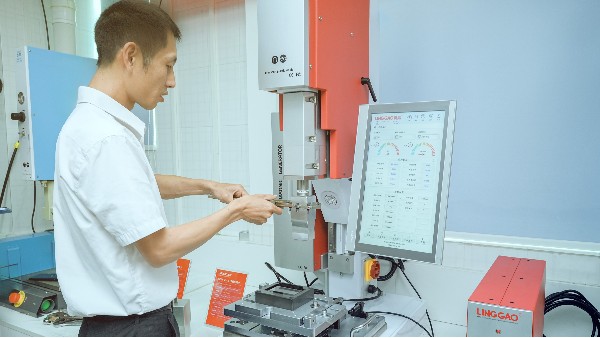 杜肯iQ Servo超声波焊接机常见问题及故障维修服务