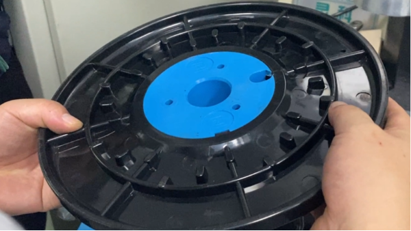 电线轴轮超声波焊接