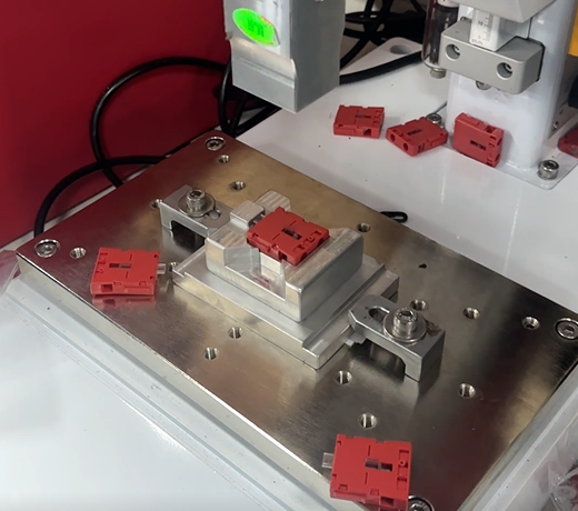 触点开关超声波焊接