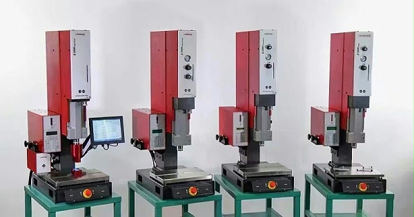 自动化生产线上的超声波焊接机应注意哪些问题？