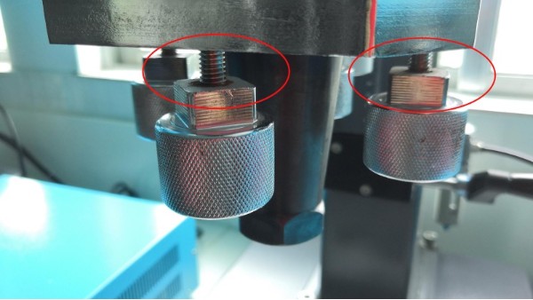 注意！超声波焊接机使用时应锁紧的部位
