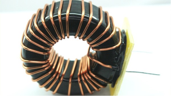 灵高超声波发生器与换能器的匹配设计