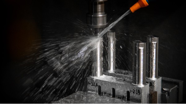 精密焊接，荔湾实力：荔湾超声波焊接机赋能本地制造升级