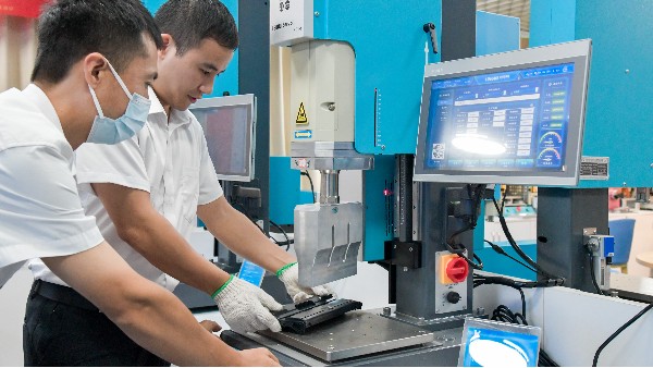 超声波焊接机电源发生器工作异常诊断与校准方案